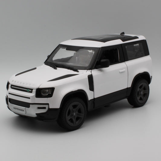 Land Rover Defender 90 in white