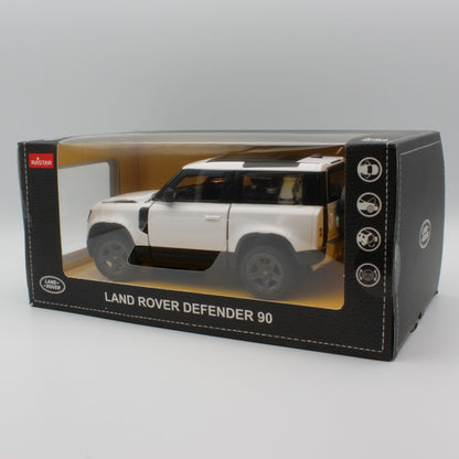 Land Rover Defender 90 in white