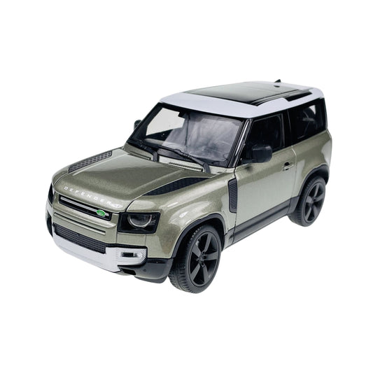 Land Rover Defender (2020) in Green