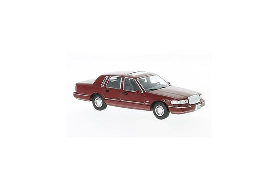 Lincoln Town Car (1996) in Metallic Red
