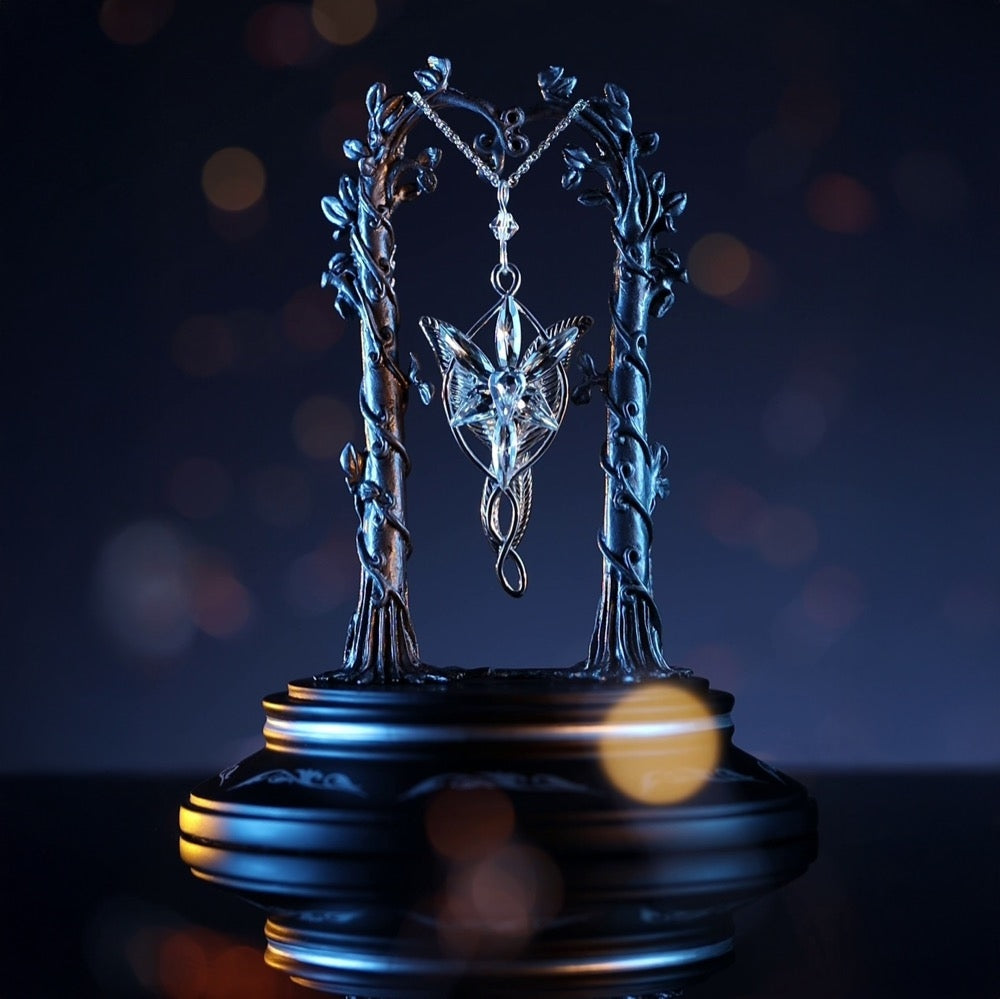 Arwen Evenstar Pendant Display Case From Lord Of The Rings Fellowship of the Ring