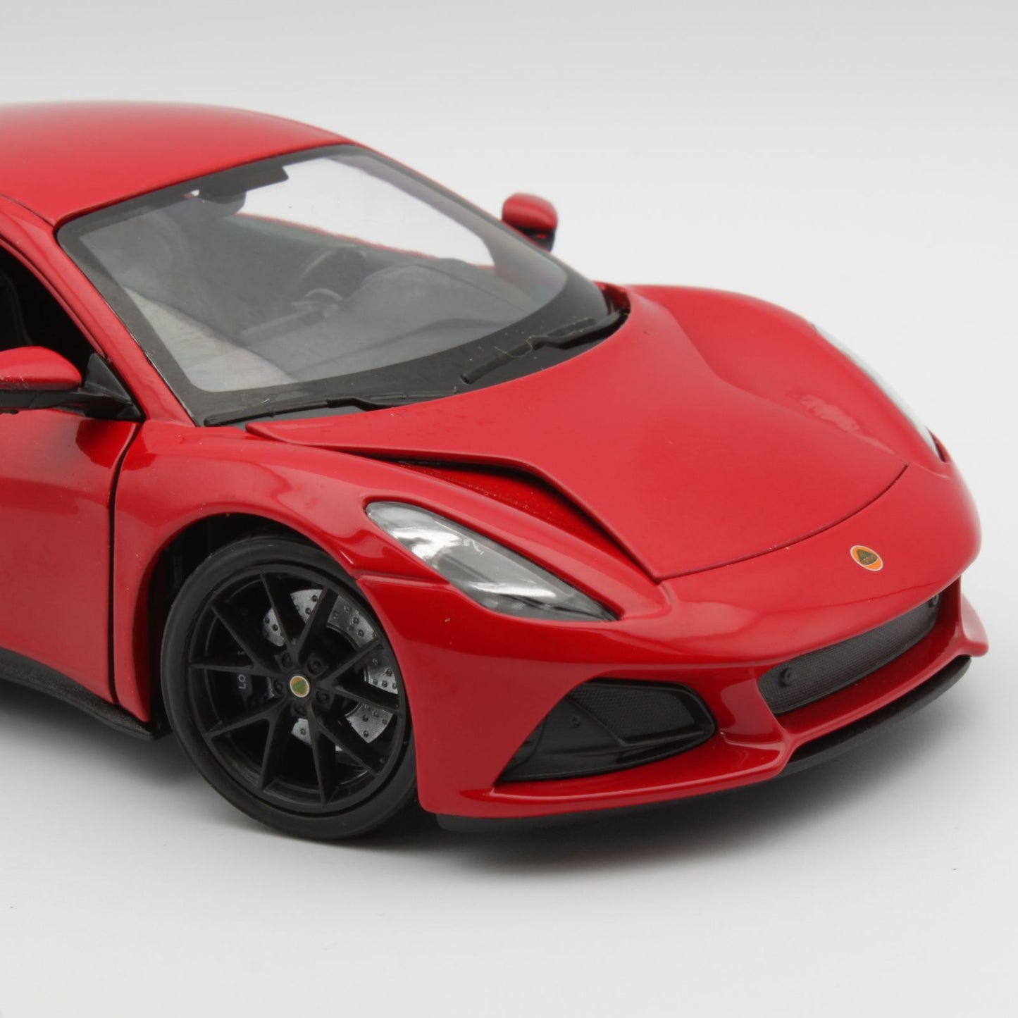 Lotus Emira (2021) in red