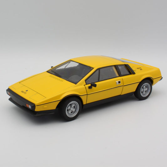 Lotus Esprit (Type 79) in yellow