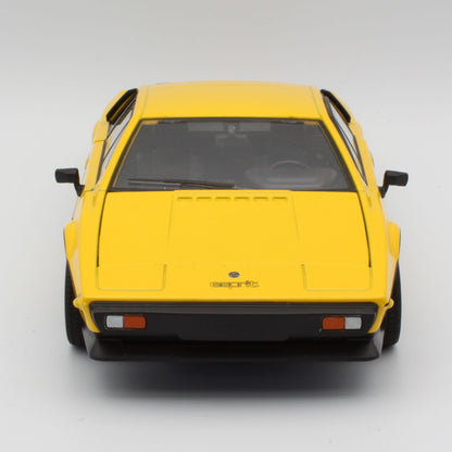Lotus Esprit (Type 79) in yellow