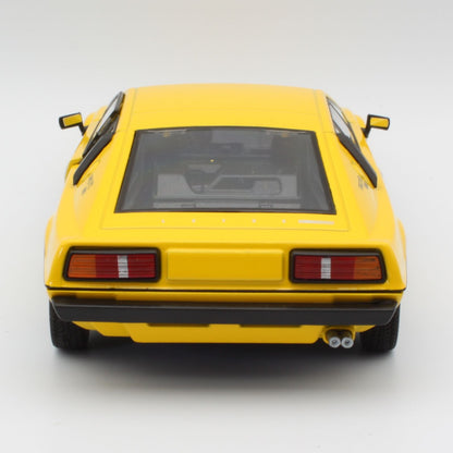 Lotus Esprit (Type 79) in yellow