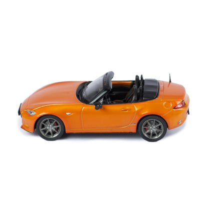 Mazda MX-5 Roadster (2019) in Orange