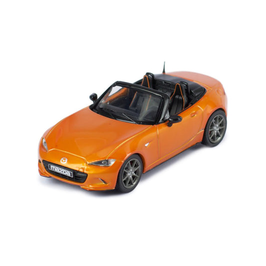 Mazda MX-5 Roadster (2019) in Orange