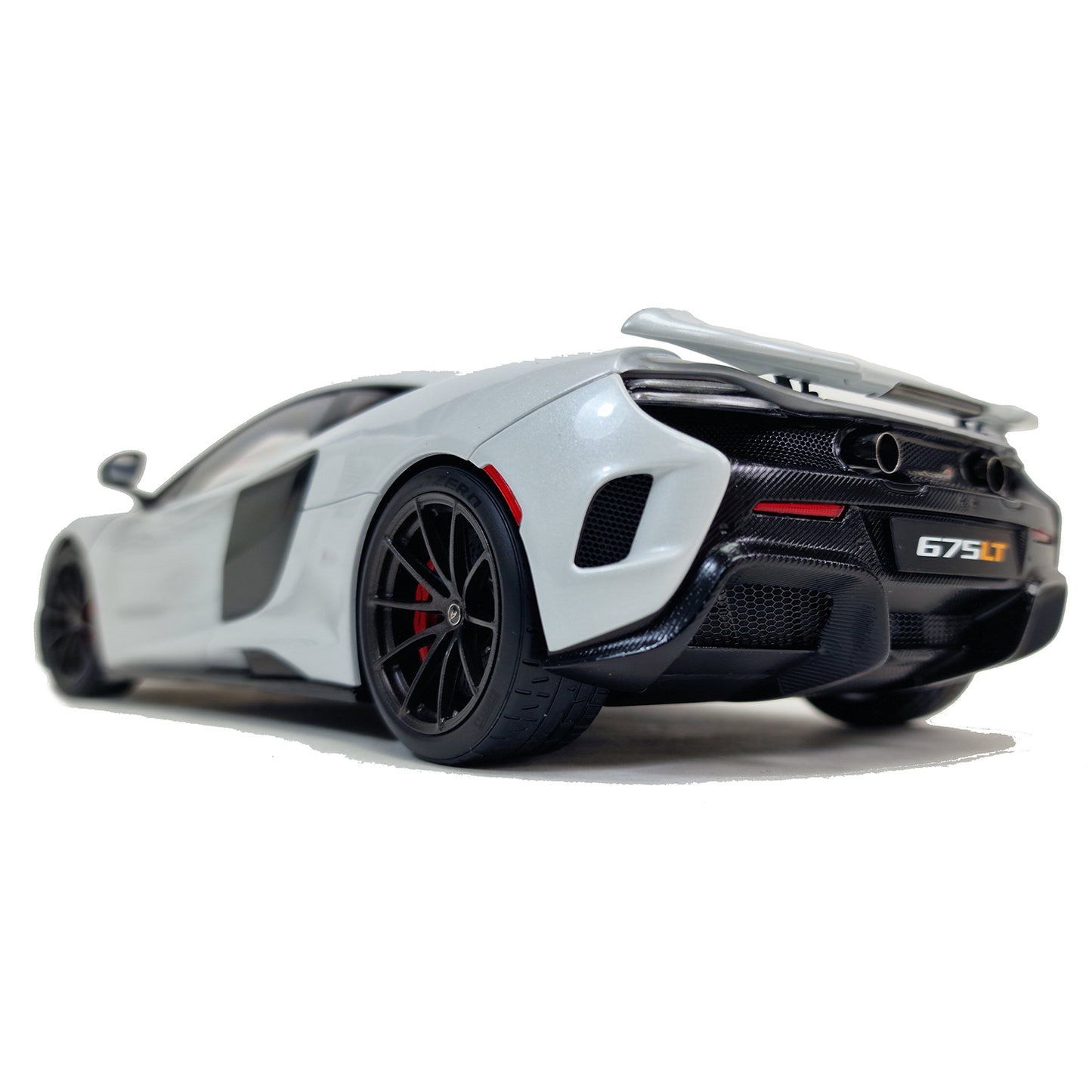 McLaren 675 LT (2016) in Silica White