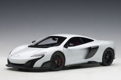 McLaren 675 LT (2016) in Silica White
