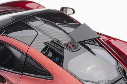 McLaren P1 (2013) in Volcano Red