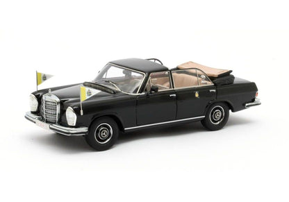 Mercedes Benz 300 SEL Open Landaulette Vatican City (1967) in Black