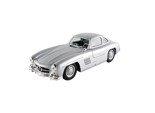 Mercedes Benz 300 SL Coupe in Silver
