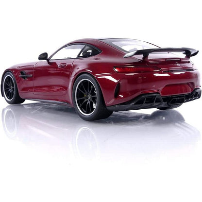 Mercedes Benz AMG GTR (2021)