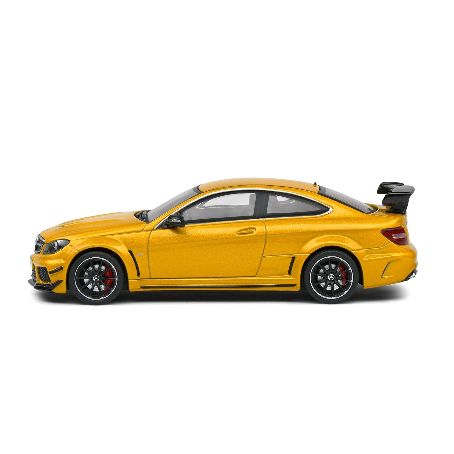 Mercedes Benz CL63 AMG Black Series in Yellow