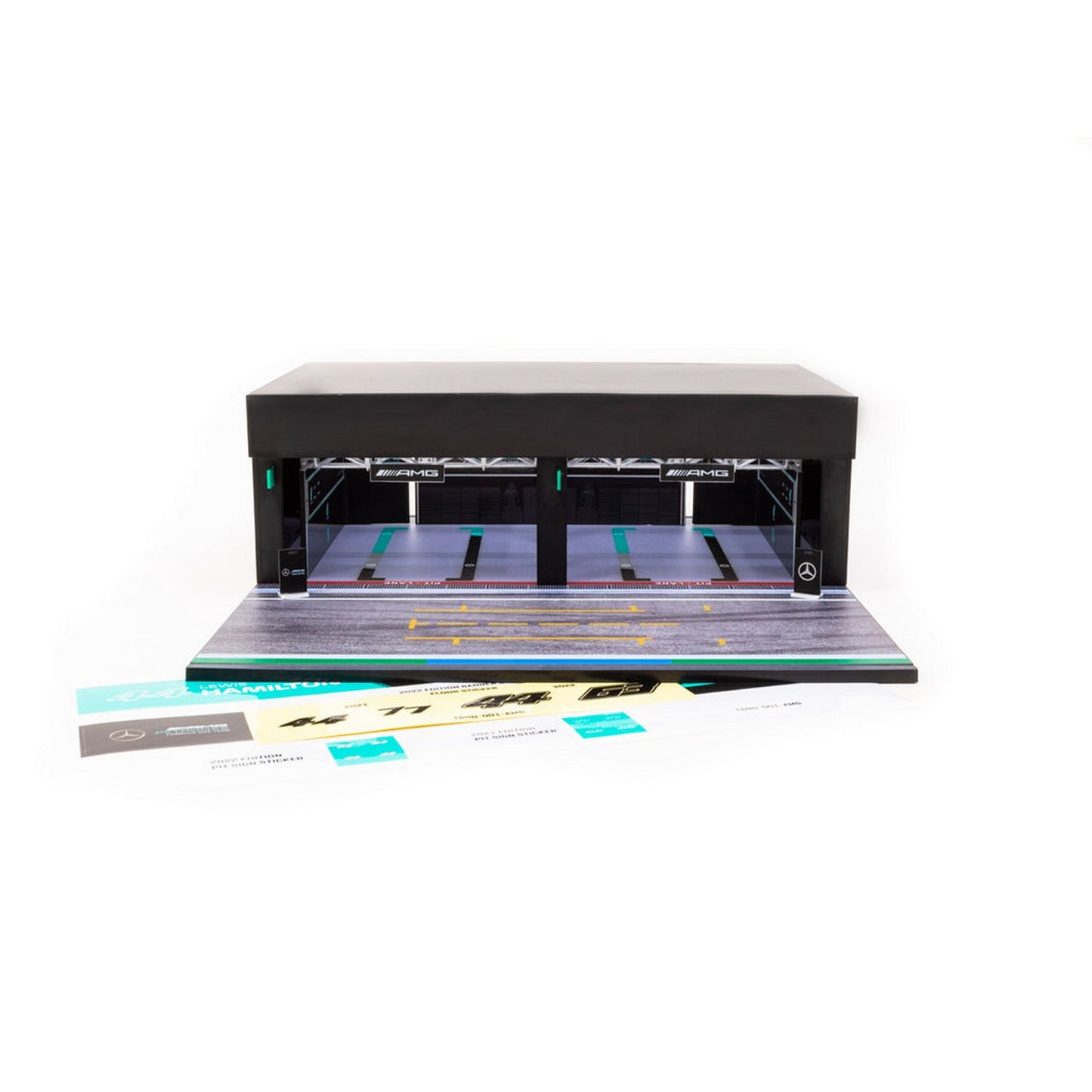 Mercedes Benz AMG Petronas Formula One Team Pit Garage in Black/Green