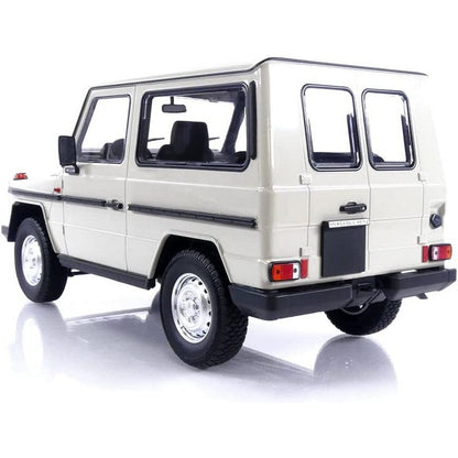 Mercedes Benz G-Model Short (1980) in Grey
