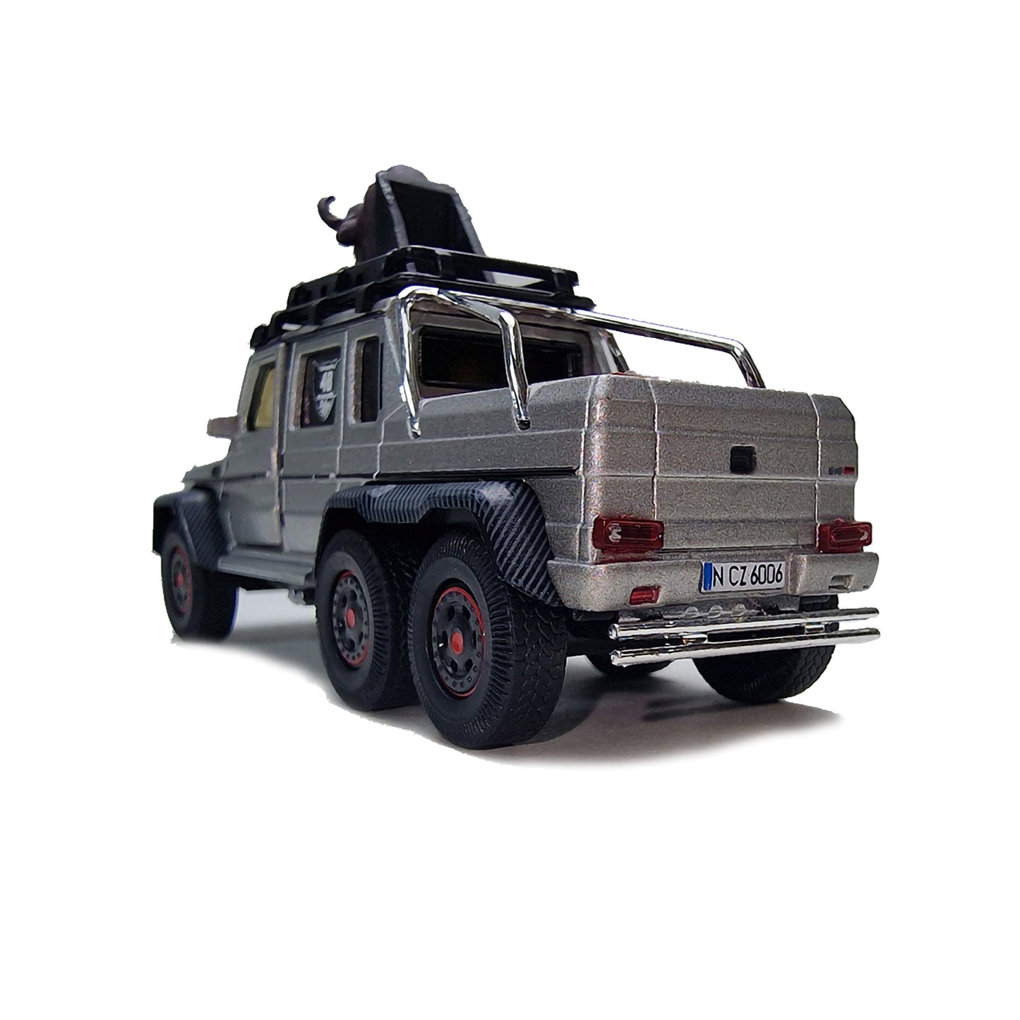 Mercedes Benz G63 AMG 6x6 (Buffalo Special) in Grey