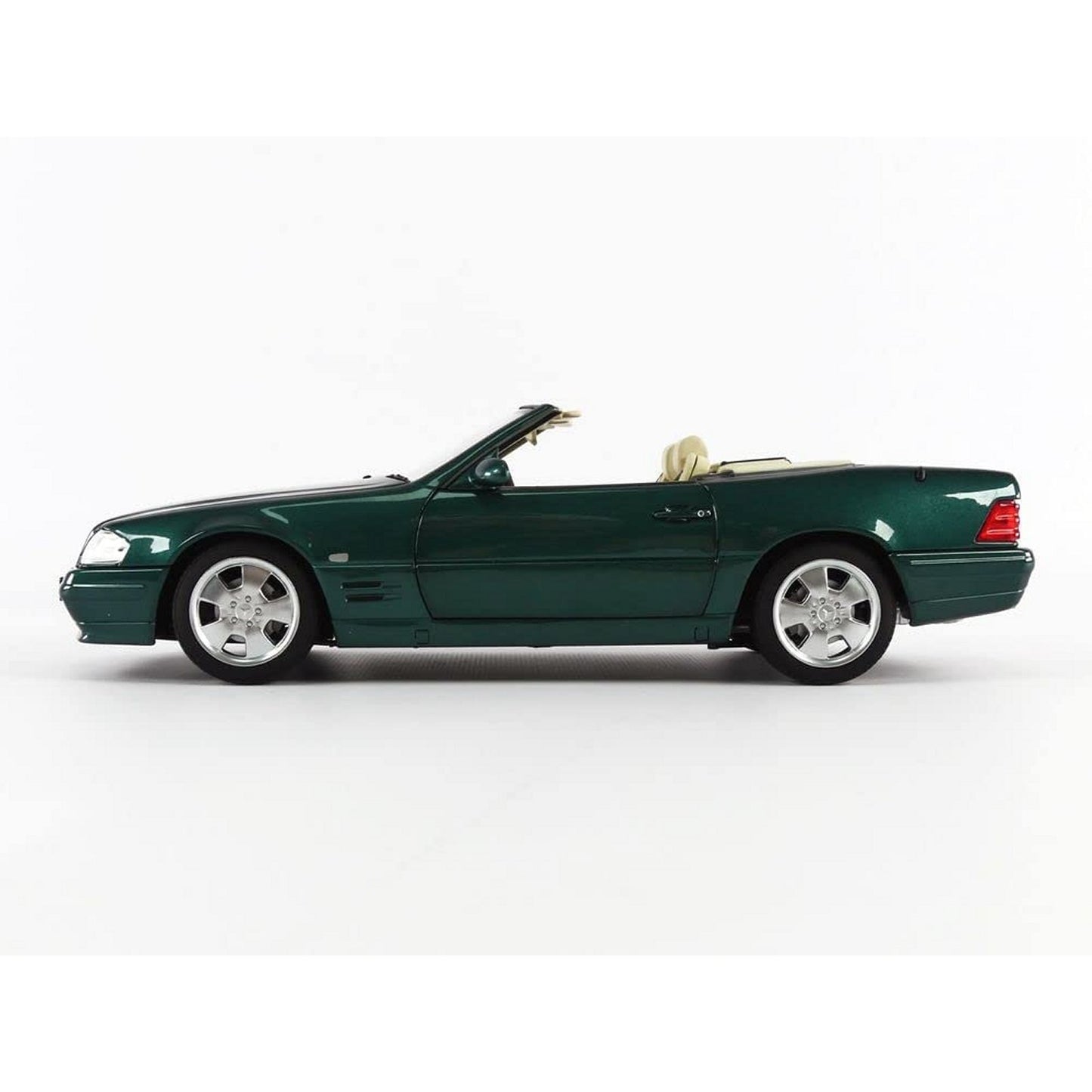 Mercedes Benz SL 500 (1999) in Green