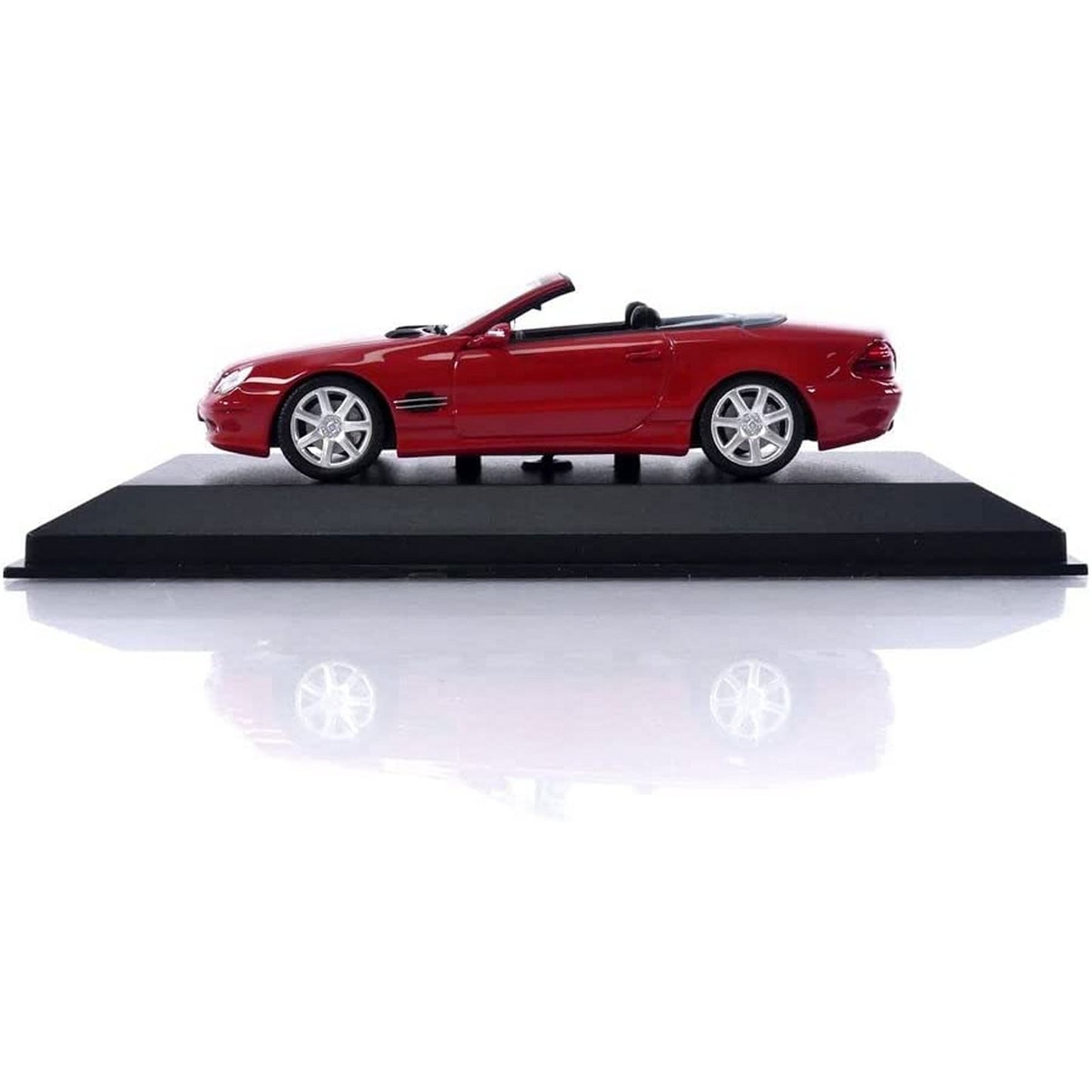 Mercedes Benz SL Class (R230 2001) in Red
