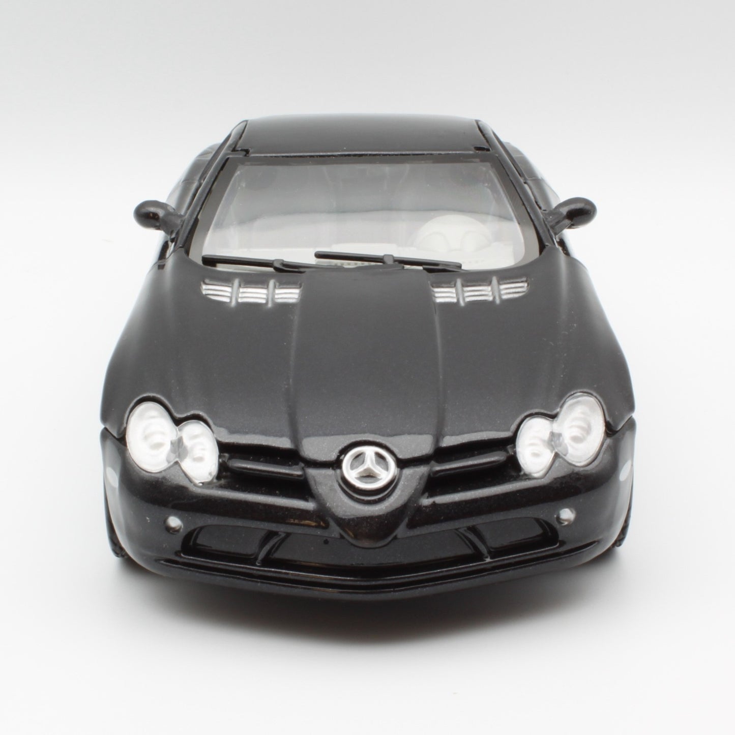 Mercedes Benz SLR McLaren in Black