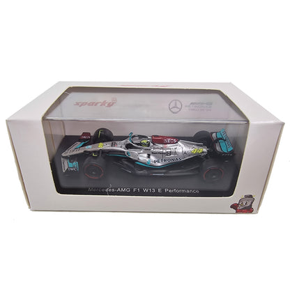 Mercedes Petronas F1 W13 E Performance Lewis Hamilton (No.44 2022) in Silver