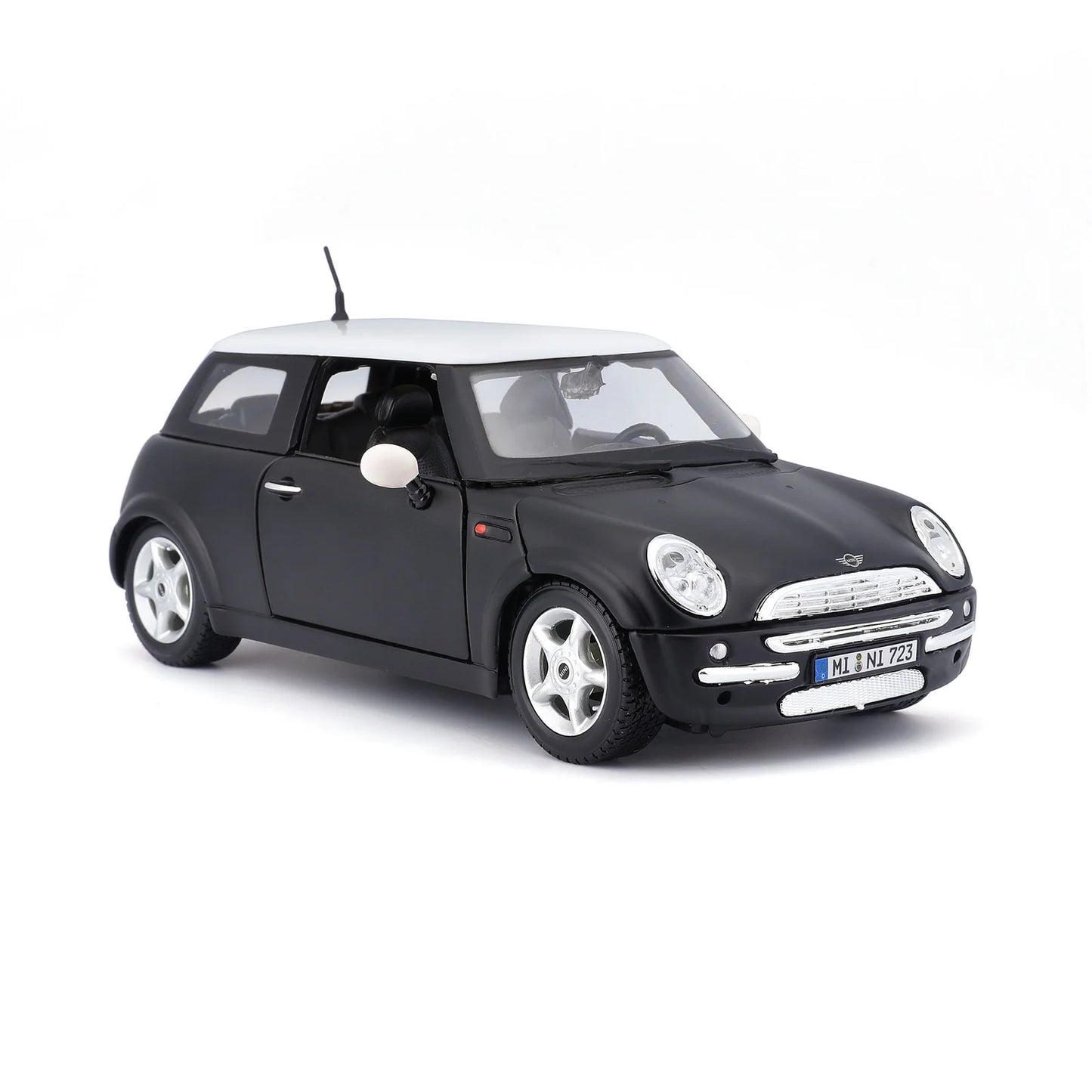 Mini Cooper in Black