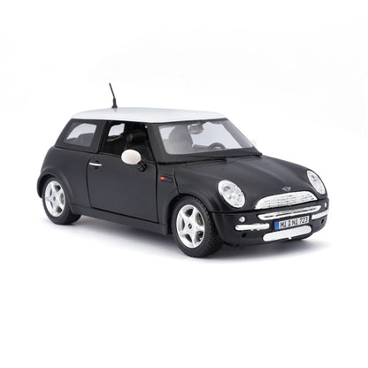 Mini Cooper in Black