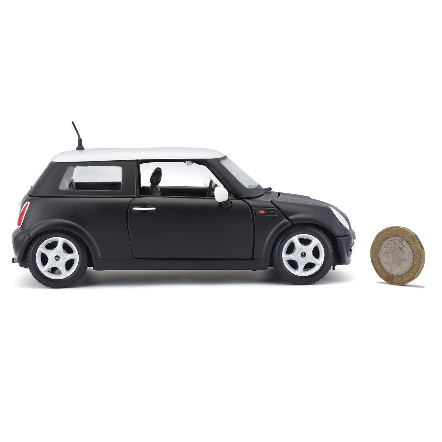 Mini Cooper in Black