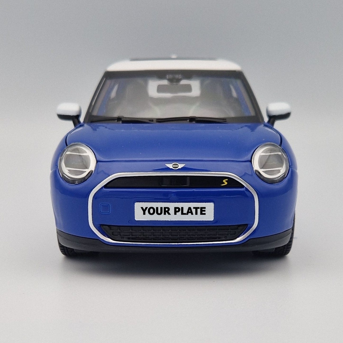 Mini Cooper SE (J01) in Blue