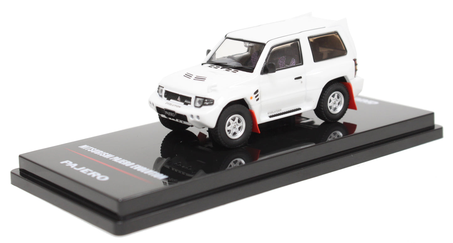 Mitsubishi Pajero Evolution in White
