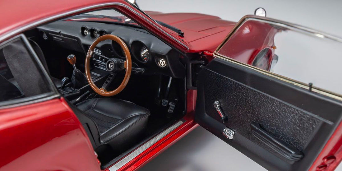 Nissan Fairlady Z (S30 1970) in Red Metallic