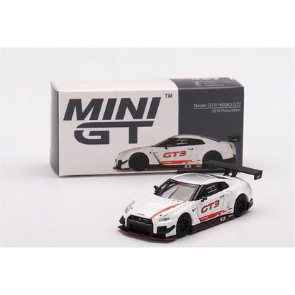 Nissan GT-R Nismo GT3 (Presentation Car 2018) in White/Red