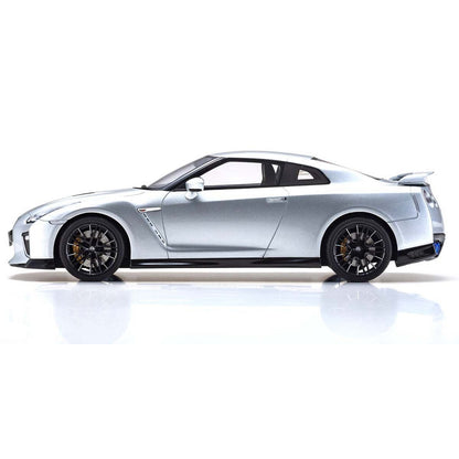 Nissan GT-R (Premium Edition 2020) in Silver