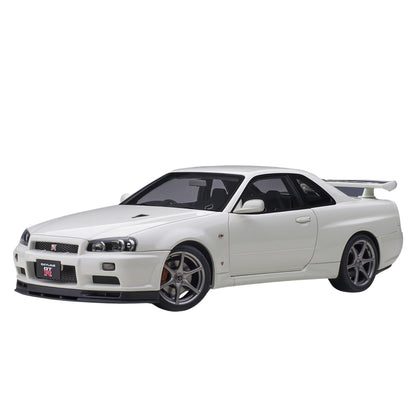 Nissan GT-R V-spec II (R34) in White Pearl