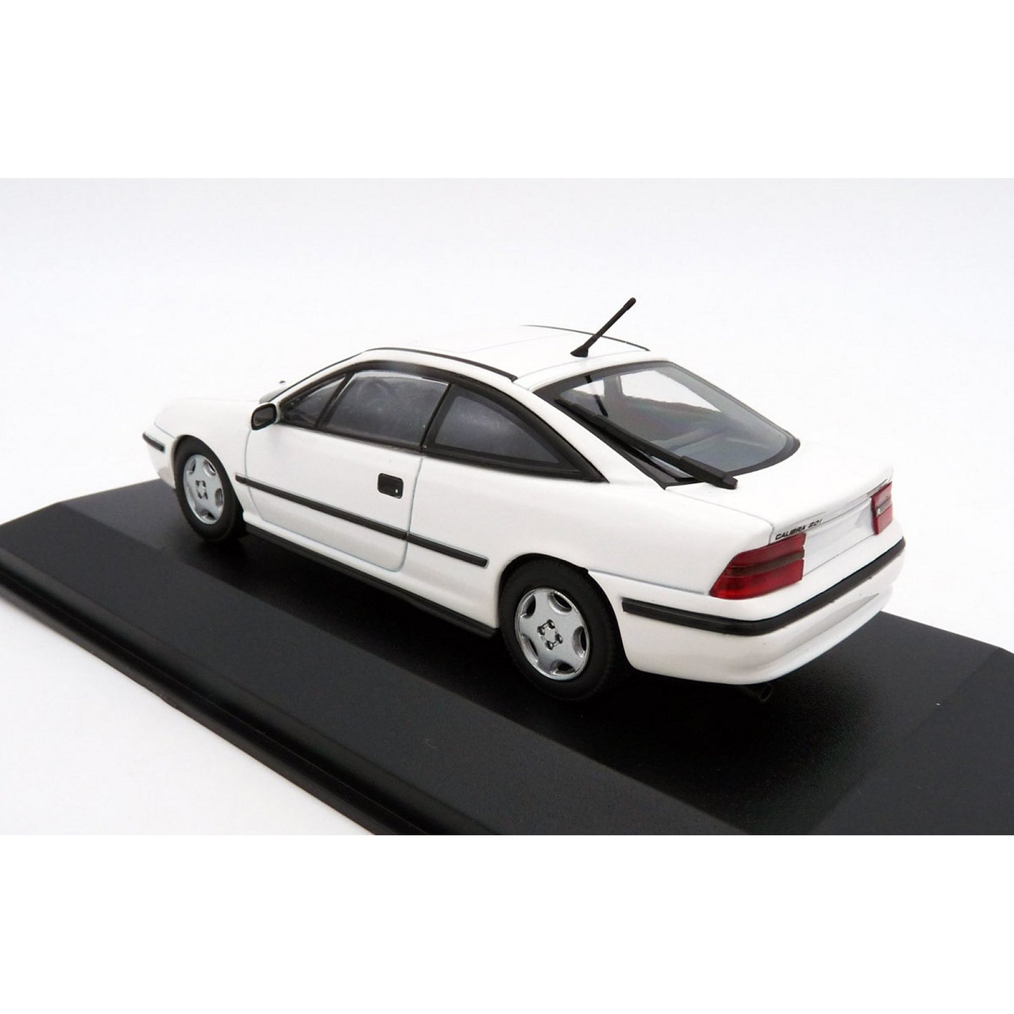 Opel Calibra (1989) in White