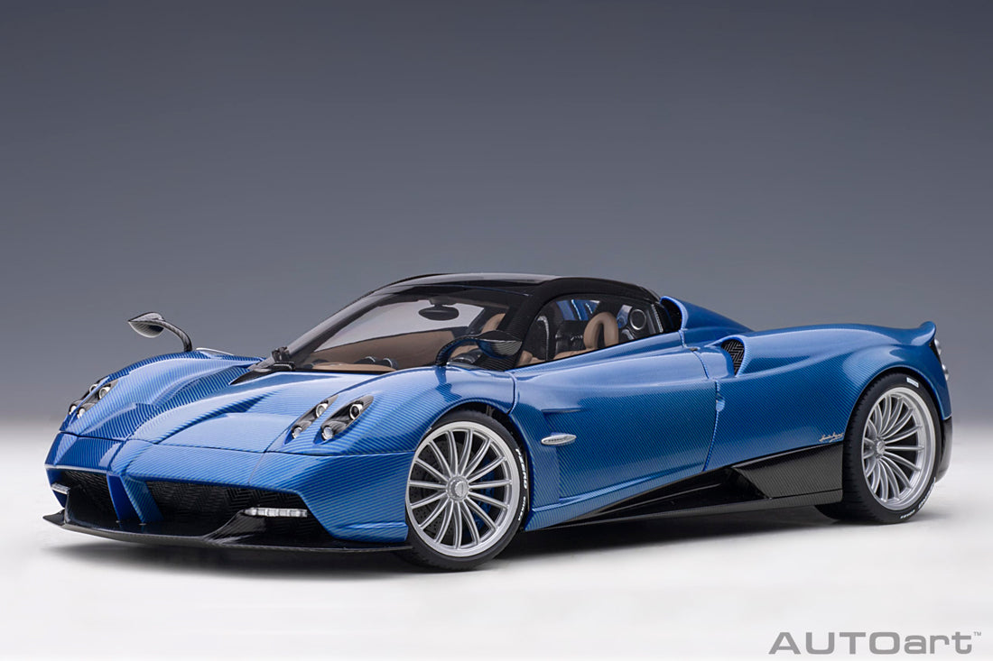 Pagani Huayra Roadster in Blue