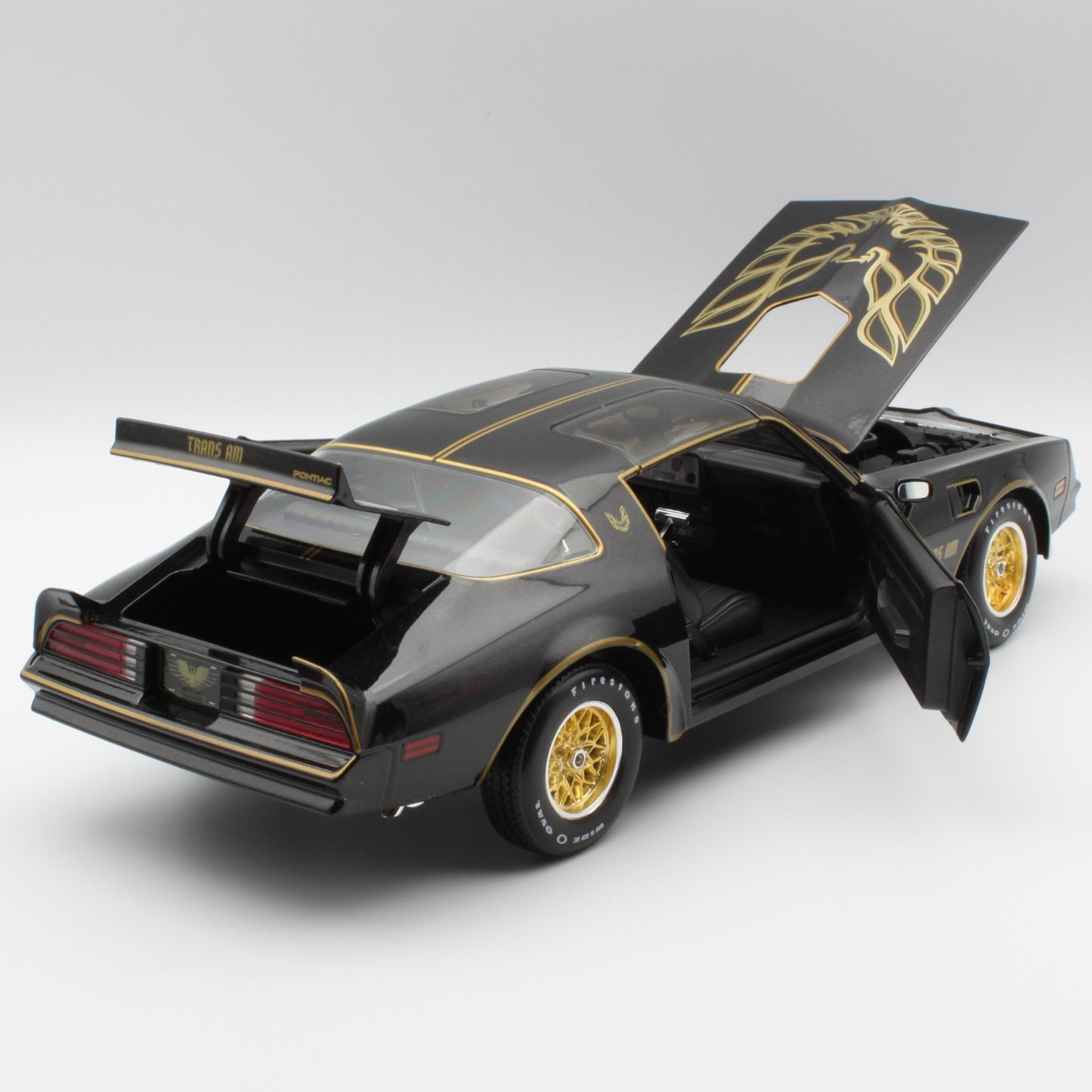 Pontiac Firebird Trans AM (1978) in Black/Gold