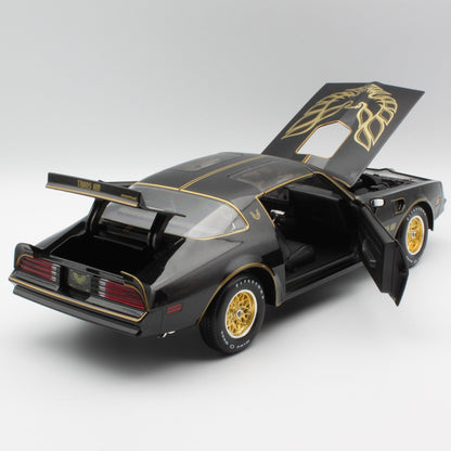 Pontiac Firebird Trans AM (1978) in Black/Gold