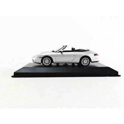 Porsche 911 Cabriolet (996 2001) in Silver