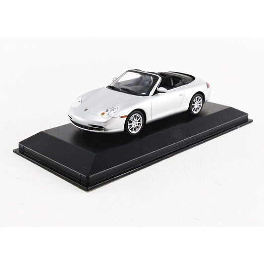 Porsche 911 Cabriolet (996 2001) in Silver
