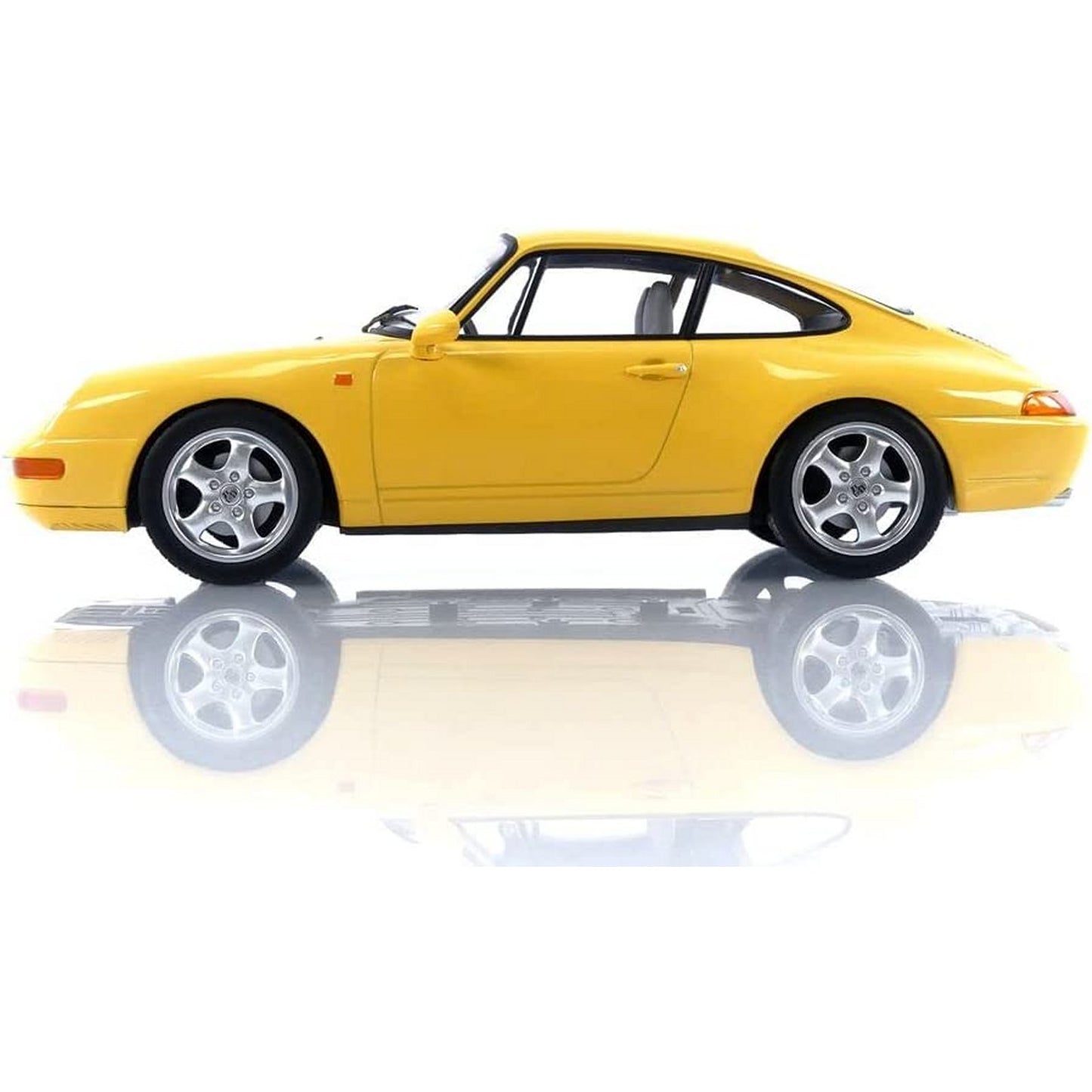 Porsche 911 Carrera (1994) in Yellow