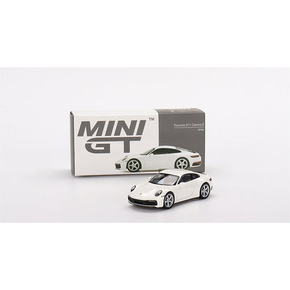 Porsche 911 Carrera S (992 RHD)