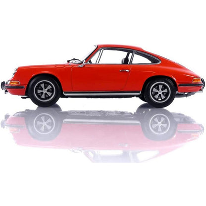 Porsche 911 E (1970) in Orange