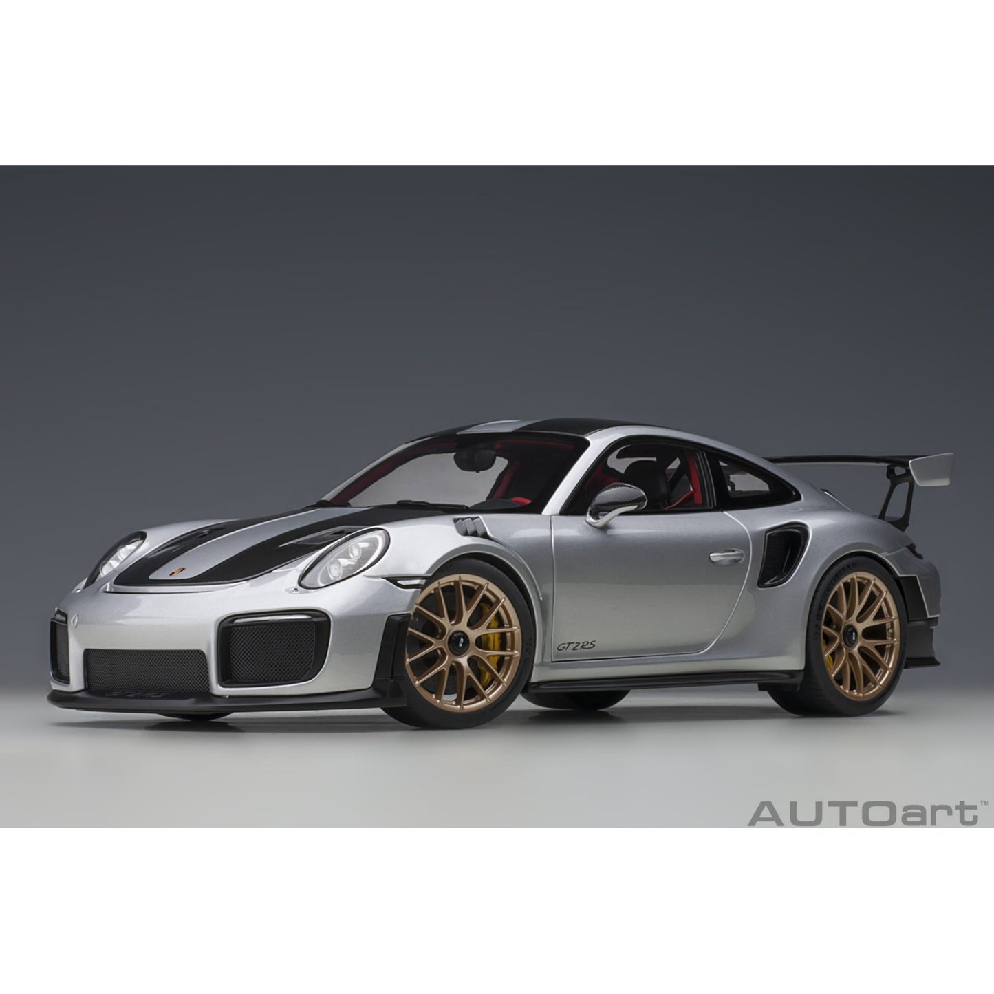 Porsche 911 GT2 RS (991.2 Weissach Package 2017) in GT Silver
