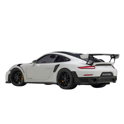 Porsche 911 GT2 RS (991.2 Weissach Package 2017) in White