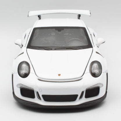 Porsche 911 GT3 RS in white