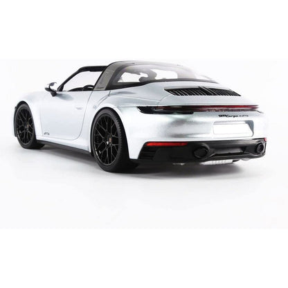 Porsche 911 Targa 4 GTS (992) in Silver