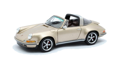Porsche 911 Targa Singer Design (2014) in Gold