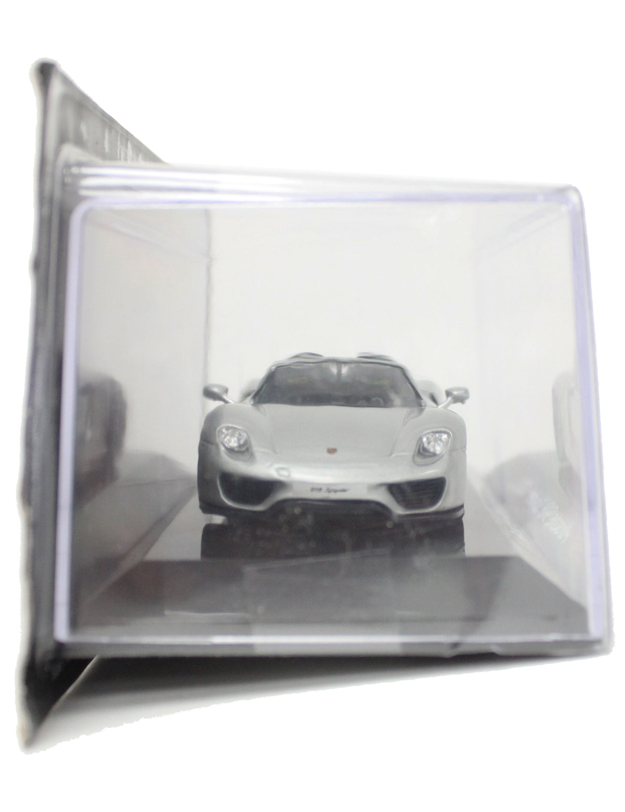 Porsche 918 Spyder in Silver
