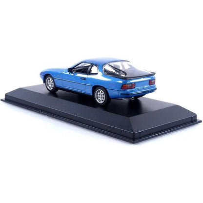 Porsche 924 (1984) in Blue